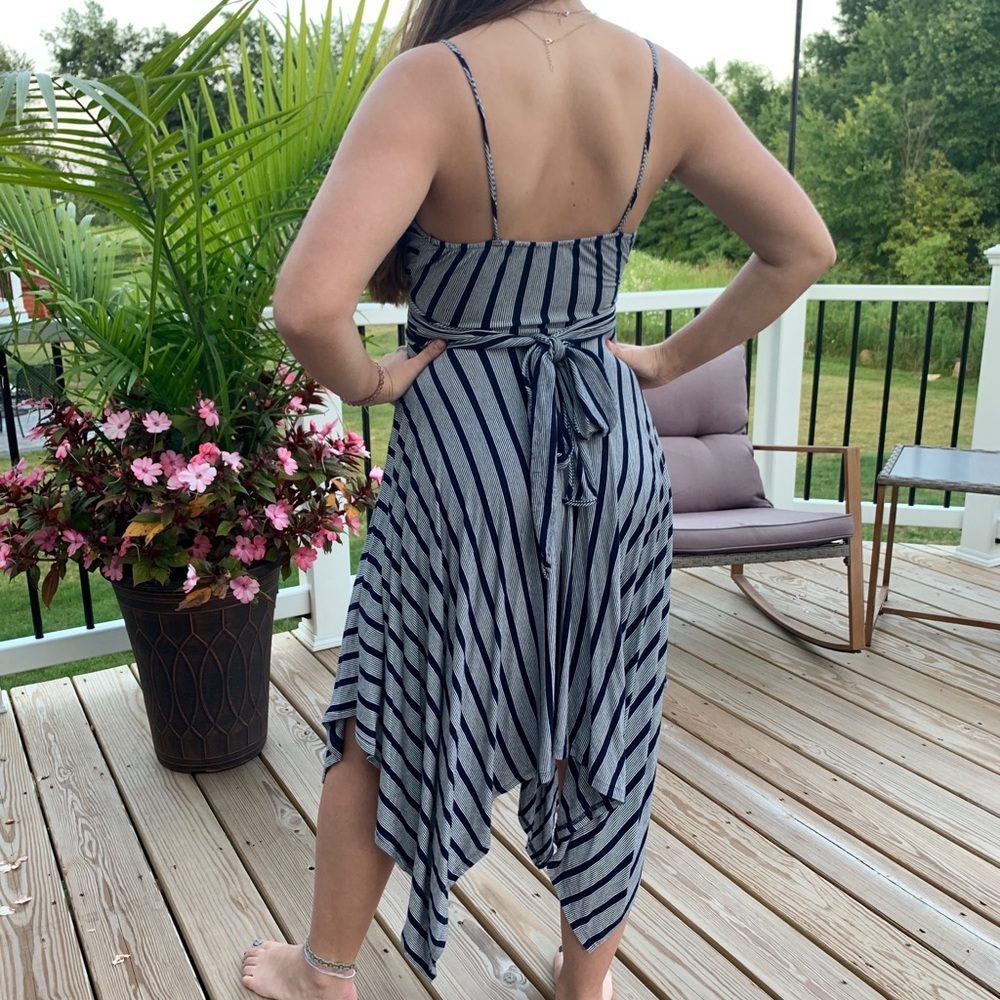 Host Pick Boho Navy & White Flowy Comfy Wrap Dress - Picture 5 of 5